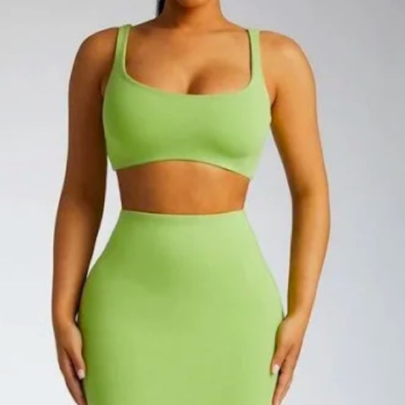 NWT Express pencil skirt lime green Sz Small Women - Picture 1 of 10